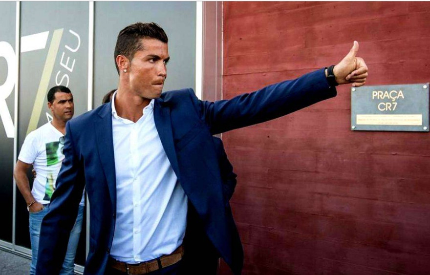 Cristiano Ronaldo là VĐV thể thao được ngưỡng mộ nhất năm 2019.