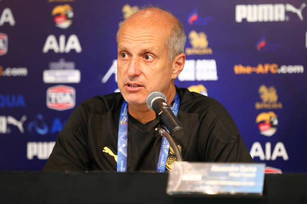 HLV Alexandre Gama đã gửi đơn xin từ chức lên LĐBĐ Thái Lan.