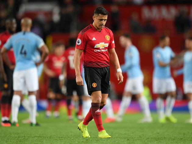 Alexis Sanchez gây thất vọng tràn trề trong màu áo M.U.