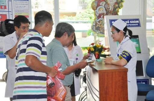 Quầy hướng dẫn bệnh nhân/người nhà bệnh nhân đến khám chữa bệnh tại Bệnh viện Phụ sản Hà Nội