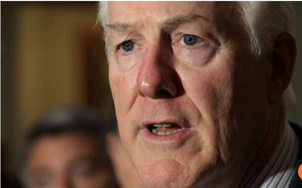 Thượng nghị sỹ John Cornyn giới thiệu về dự luật hạn chế đầu tư nước ngoài của các công ty công nghệ hiện đại Mỹ. Ảnh: AFP