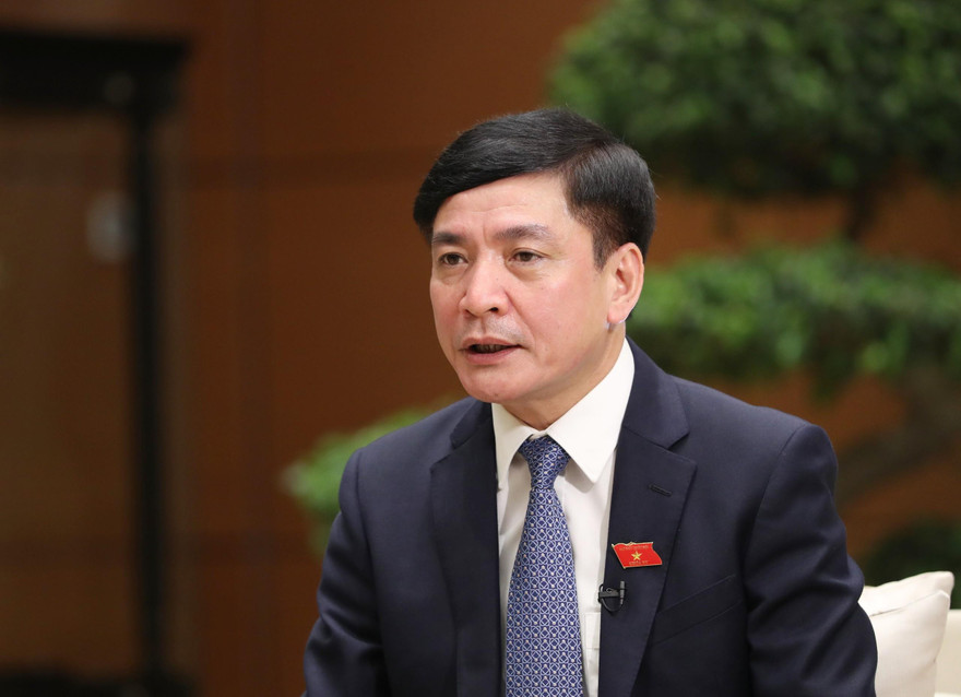 Tổng Thư ký Quốc hội Bùi Văn Cường trả lời phóng viên chiều 24/7