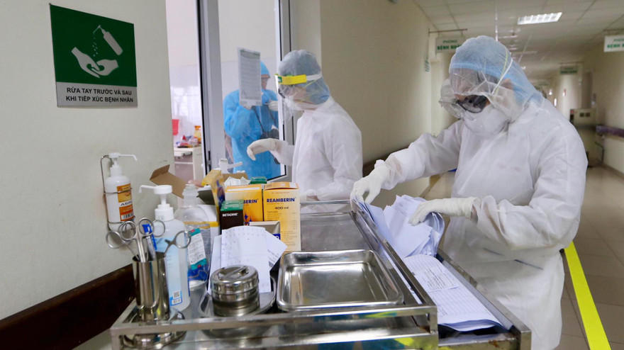 Khu điều trị bệnh nhân mắc COVID-19 tại BV Bệnh Nhiệt đới TƯ. Ảnh: Mạnh Thắng