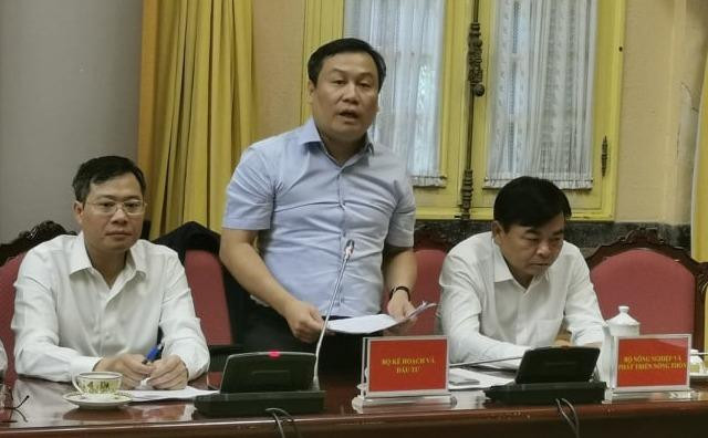 Lãnh đạo Bộ KH&ĐT tại buổi họp báo công bố luật