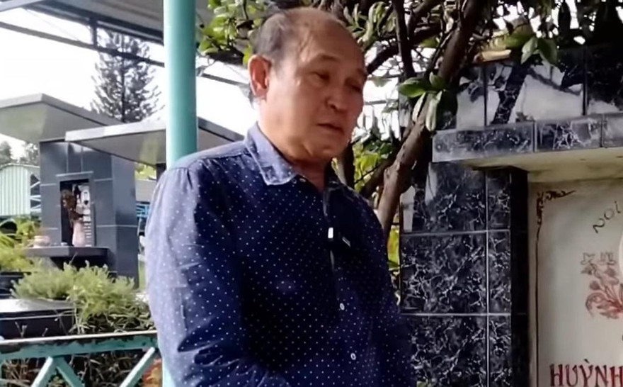 Cuộc sống khó khăn, nghệ sĩ Duy Phương bật khóc xin khán giả ủng hộ và giúp đỡ mình