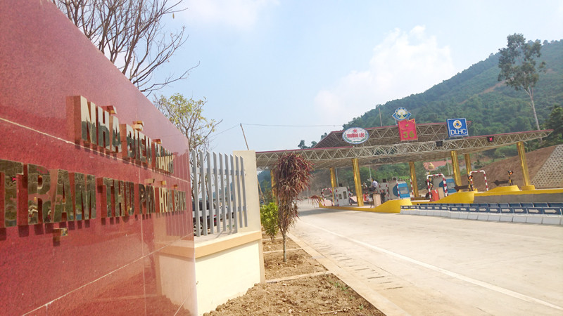 Dự án BOT Hòa Lạc - Hòa Bình vẫn chưa thu phí. Ảnh trạm thu phí dự án đặt tại Hòa Bình. 
