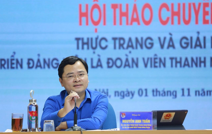Anh Nguyễn Anh Tuấn, Ủy viên T.Ư Đảng, Bí thư thứ nhất T.Ư Đoàn chủ trì hội thảo chuyên đề. Ảnh: Bảo Anh