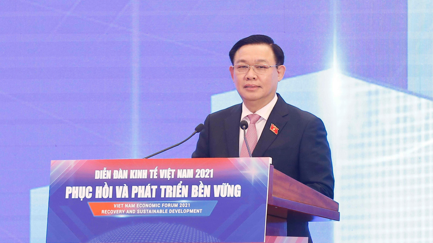 Chủ tịch Quốc hội Vương Đình Huệ phát biểu bế mạc diễn đàn