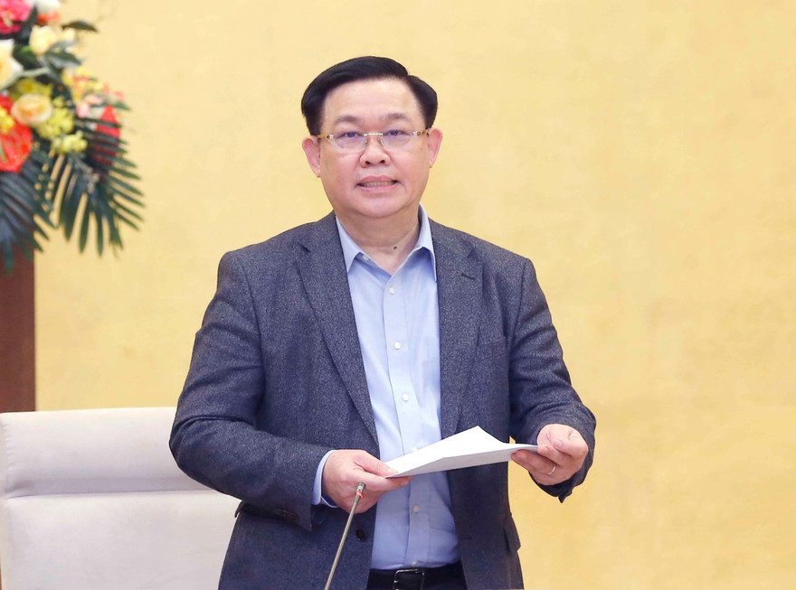 Chủ tịch Quốc hội Vương Đình Huệ phát biểu tại phiên họp 