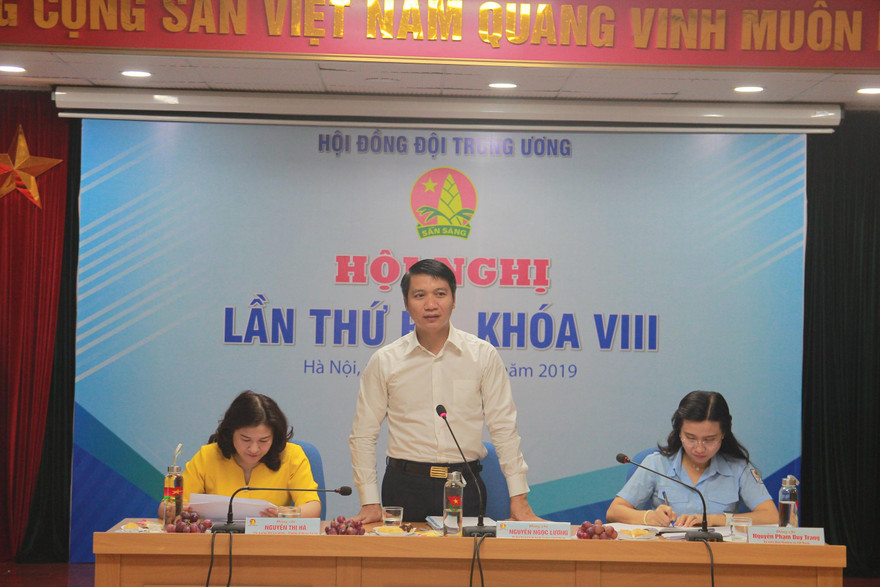 Anh Nguyễn Ngọc Lương, Bí thư T.Ư Đoàn, Chủ tịch Hội đồng Đội T.Ư phát biểu khai mạc Hội nghị. Ảnh: Bảo Anh