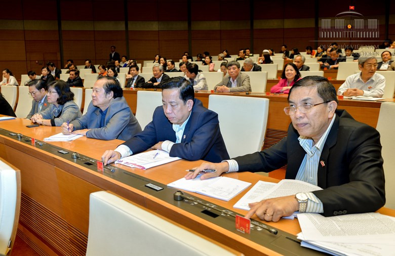 Quốc hội thông qua Nghị quyết về chủ trương đầu tư xây dựng một số đoạn đường bộ cao tốc trên tuyến Bắc - Nam phía Đông 