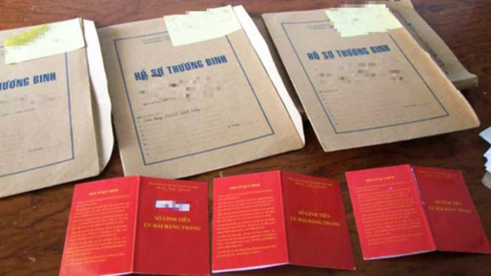 Nhiều hồ sơ giả để hưởng chính sách người có công đã bị phát hiện, nhưng việc thu hồi tiền hưởng sai không dễ. Ảnh minh hoạ.