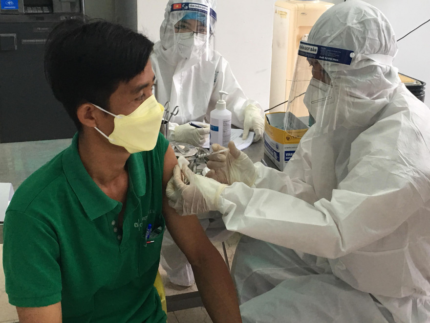  Đồng Nai tiêm phủ vắc xin mũi 1 trên 97%, không còn huyện thuộc vùng ‘nguy cơ rất cao’ 