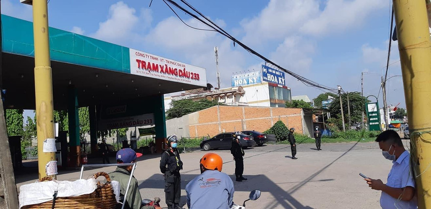 Nóng: Tiếp tục khám xét thêm một công ty liên quan đến đường dây buôn lậu xăng giả 