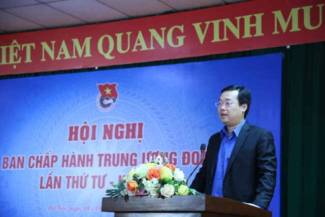 Bí thư thứ nhất T.Ư Đoàn Lê Quốc Phong phát biểu tại lễ khai mạc Hội nghị.