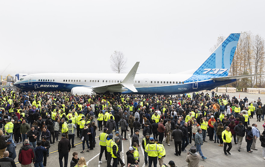 B737 Max 8 chưa được trở lại, Boeing trình làng Max 10