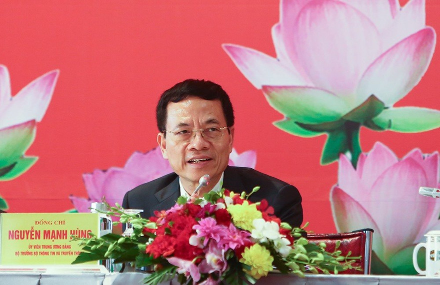 Bộ trưởng Bộ TT&TT Nguyễn Mạnh Hùng. Ảnh Như Ý