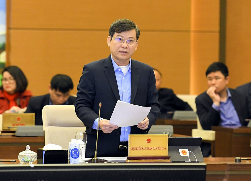 Viện trưởng VKSND tối cao Lê Minh Trí tại phiên họp. Ảnh LH