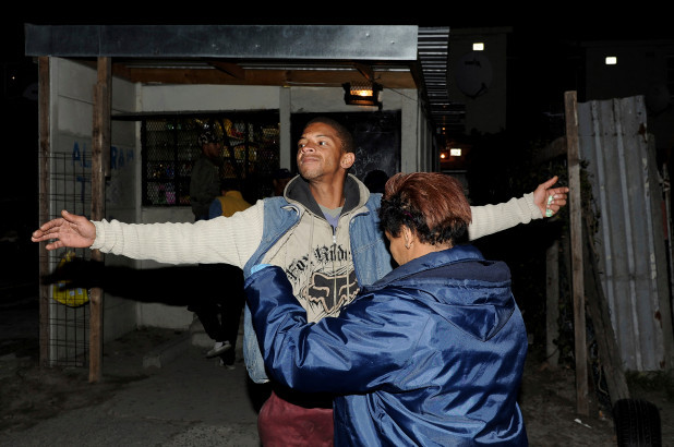 Công nghệ mới này sẽ giúp Nam Phị giảm thiểu bạo lực bằng súng đạn