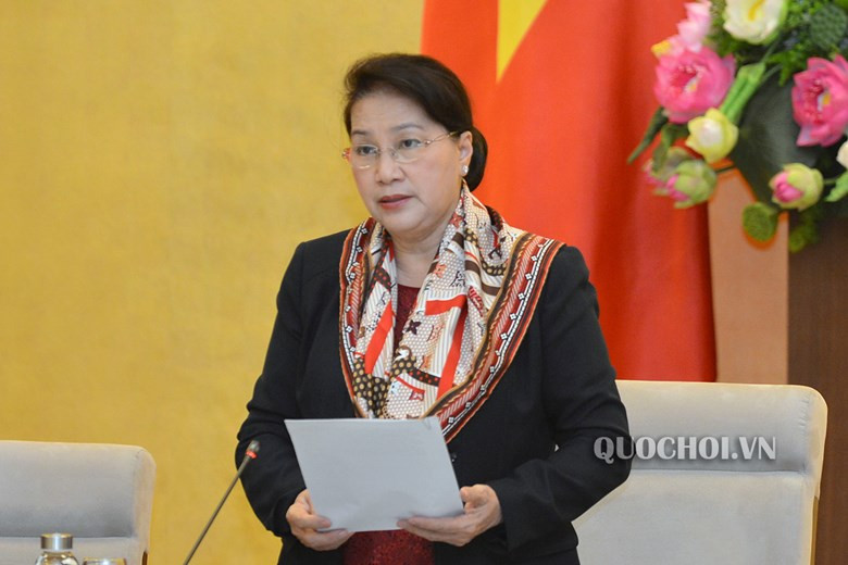 Chủ tịch Quốc hội: “Không để dịch chồng dịch, nhất là trên gia súc và người”