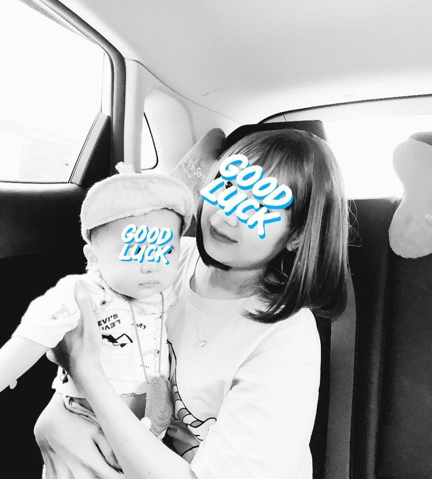 Hình ảnh chị T và con trai xinh đẹp, khỏe khoắn sau 3 tháng xuất viện. Ảnh: BS cung cấp