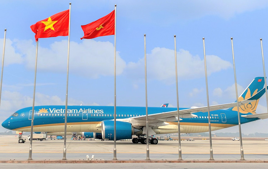 Gần 30 chuyến bay chở đại biểu dự Đại hội Đảng toàn quốc từ các địa phương về Hà Nội.