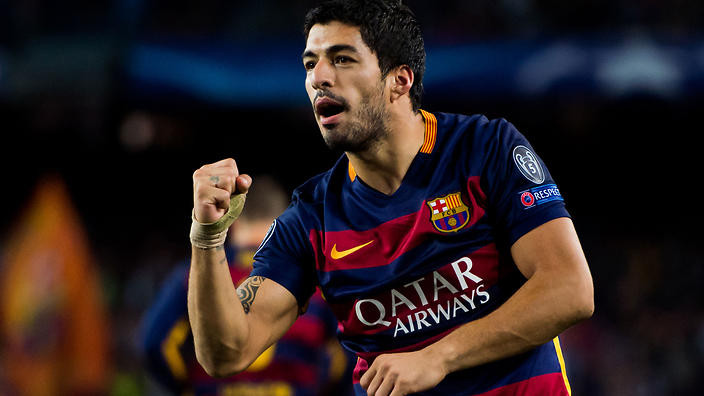 Luis Suarez chuẩn bị gia hạn hợp đồng với Barcelona.