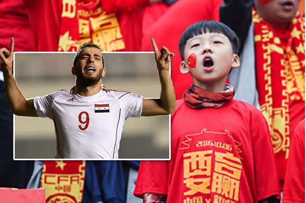 Trung Quốc đổ rất nhiều tiền để phát triển bóng đá, nhưng ĐTQG của họ thi đấu rất bết bát.