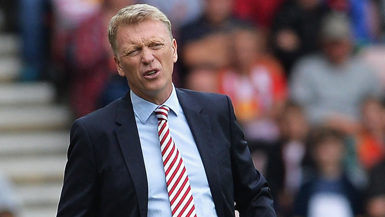 David Moyes thất rất vọng khi các học trò liên tiếp mắc sai lầm.