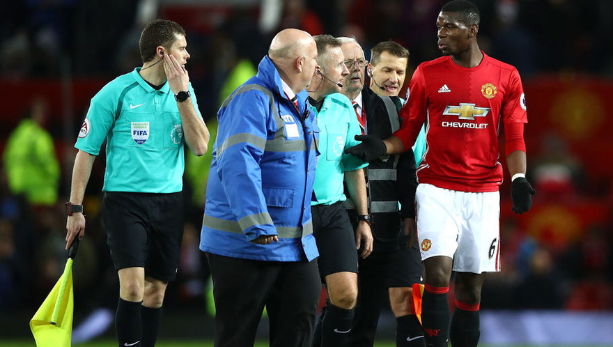 Pogba sẽ bị treo giò ở trận tiếp theo của M.U.