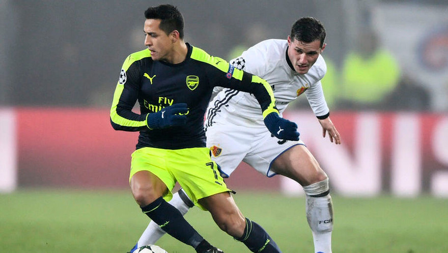 Alexis Sanchez bị phân tâm bởi lời nghị cực khủng từ Trung Quốc.