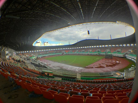 Sân Pakansari có sức chứa 30.000 khán giả