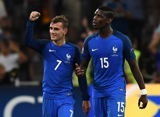 Antoine Griezmann muốn được sát cánh cùng Paul Pogba trong tương lai.