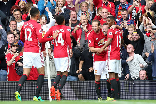 M.U dễ thở ở vòng 1/16 Europa League.