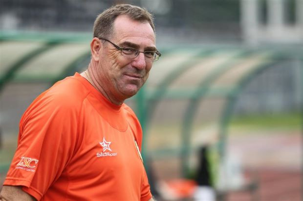 HLV Robert Alberts từng nhiều năm làm việc tại Đông Nam Á.