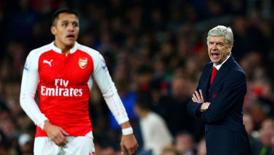 HLV Arsene Wenger thừa nhận gặp khó khăn trong quá trình thuyết phục Alexis Sanchez và Mesut Ozil gia hạn.