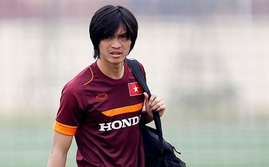 Tuấn Anh sẽ sang Thái Lan điều trị chấn thương.