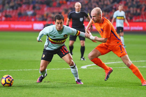 Eden Hazard bất ngờ dính chấn thương.