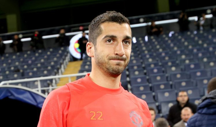Mkhitaryan tiếp tục bị HLV Mourinho cho ra rìa.