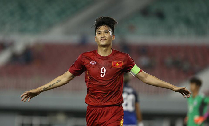 Công Vinh ăn mừng bàn thắng trong trận gặp Campuchia. Ảnh: Bongdaplus