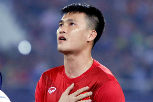 Công Vinh từ giã sự nghiệp bóng đá.