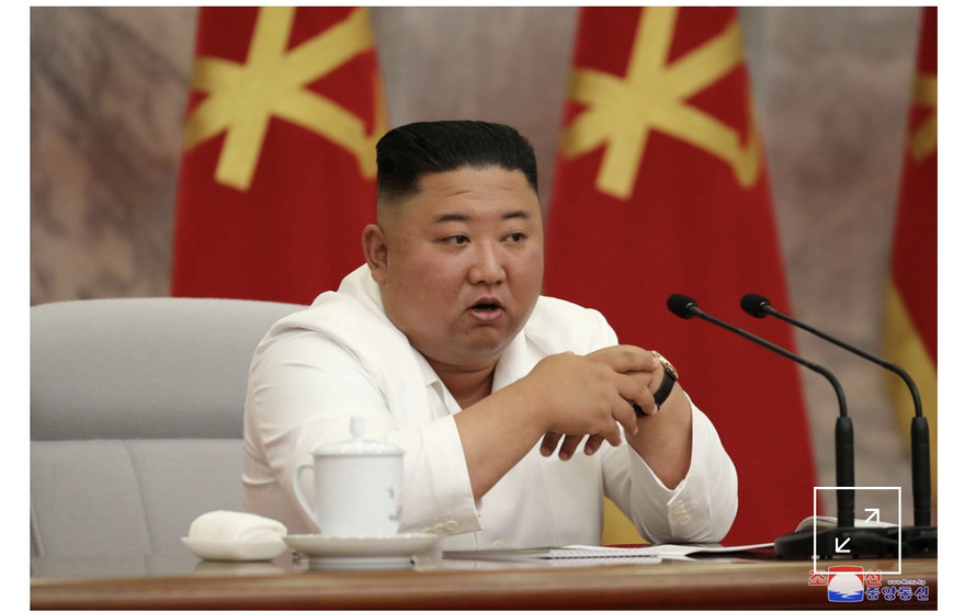 Nhà lãnh đạo Triều Tiên tại phiên họp của bộ chính trị ngày 2/7/2020. Ảnh: KCNA