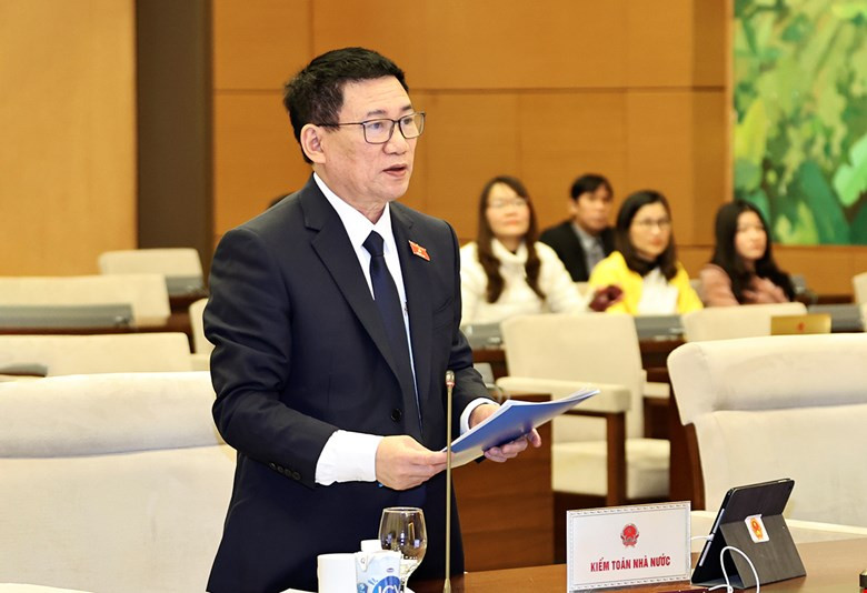 Tổng Kiểm toán nhà nước Hồ Đức Phớc tại phiên họp Uỷ ban Thường vụ Quốc hội