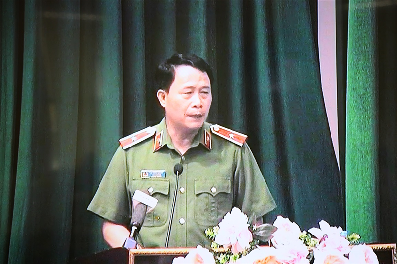 Thứ trưởng Lê Quốc Hùng phát biểu tại buổi làm việc.