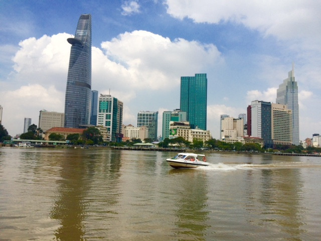 Sắp cấm xe nhiều tuyến đường vào trung tâm TP.HCM