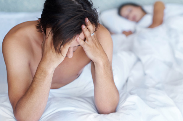 Căng thẳng, mệt mỏi, lo âu... là những nguyên nhân khiến nam giới bị rối loạn cương dương.