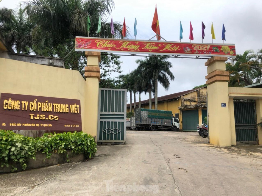 Công ty CP Trung Việt, nơi ông Chung và thuộc cấp đã cấu kết lập hồ sơ giả, chiếm đoạt tiền hỗ trợ dịch tả châu phi .Ảnh: Duy Chiến 