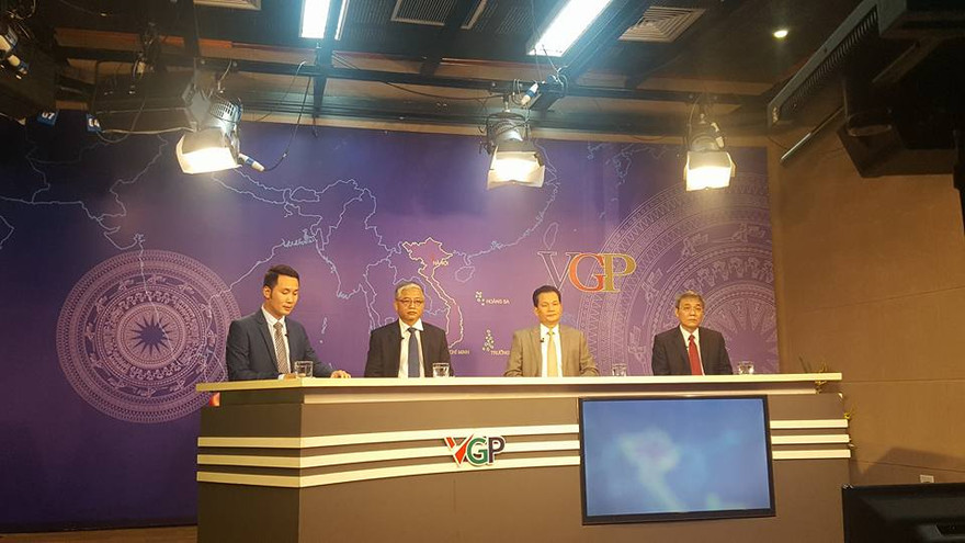 Các đại biểu dự tọa đàm