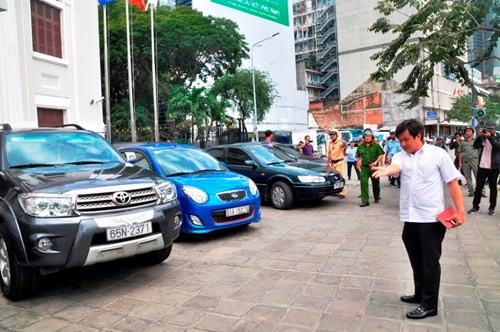 Việc thực hiện đòi lại vỉa hè của ông Hải đang nhận được nhiều ý kiến khác nhau, đa phần ủng hộ.