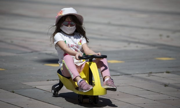 Các bác sỹ Ý đã có bằng chứng rõ ràng đầu tiên về mối liên hệ giữa SARS-CoV-2 với bệnh Kawasaki ở trẻ em.